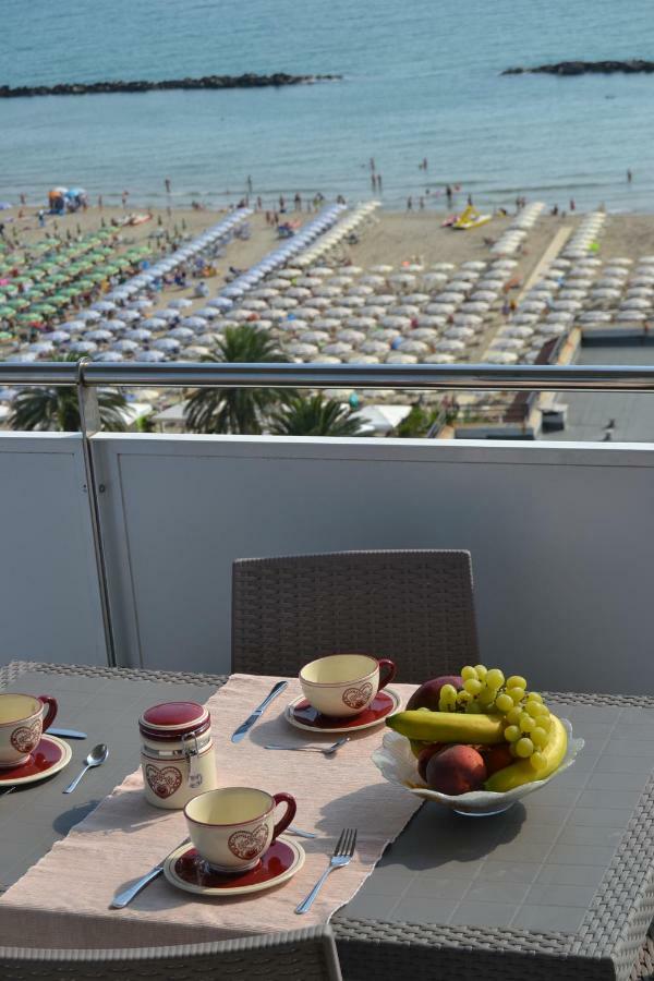 Fronte Mare Panoramico San Benedetto Apartment San Benedetto del Tronto Luaran gambar